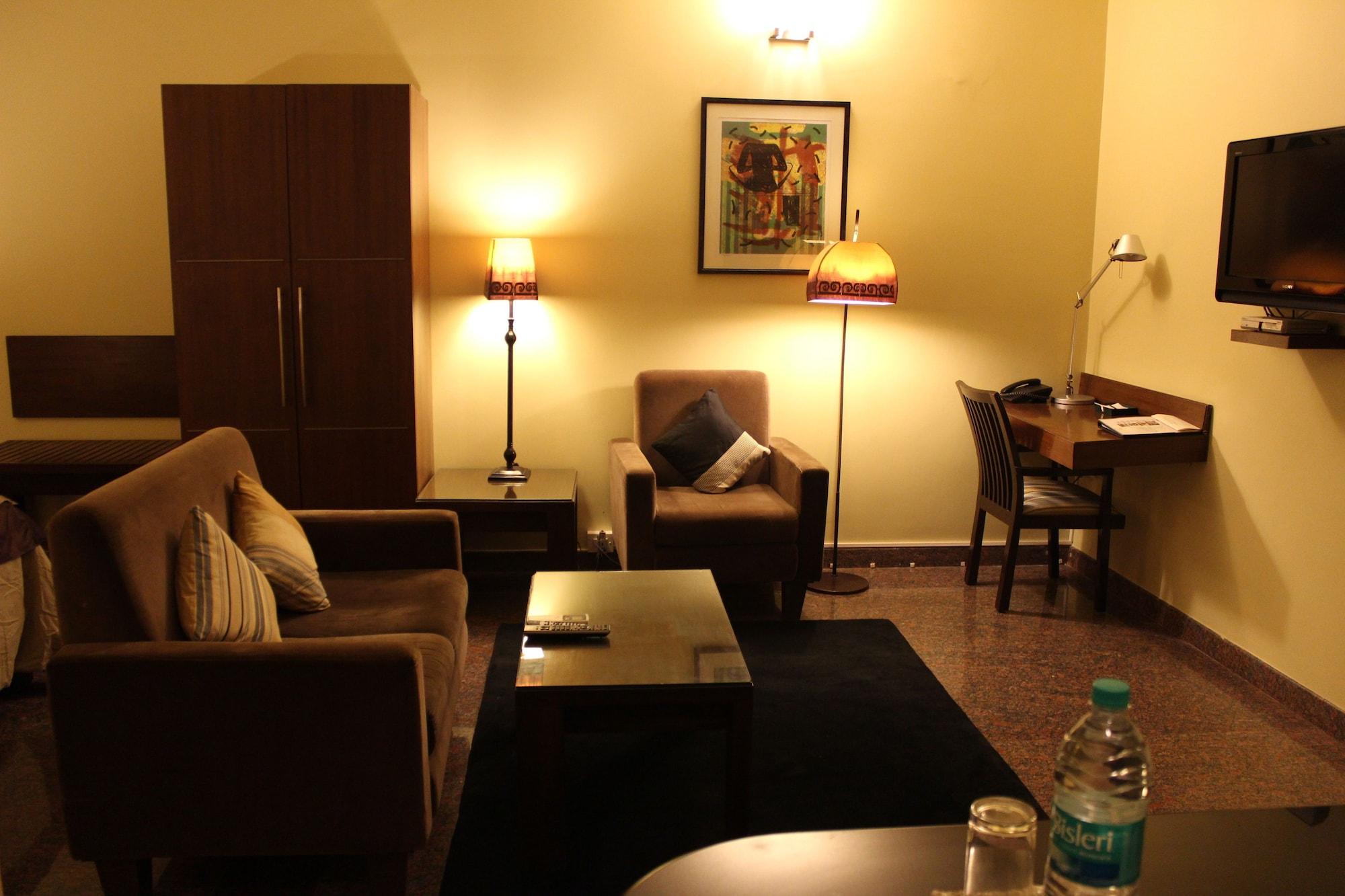 Justa Indiranagar Aparthotel Bangalore Ngoại thất bức ảnh