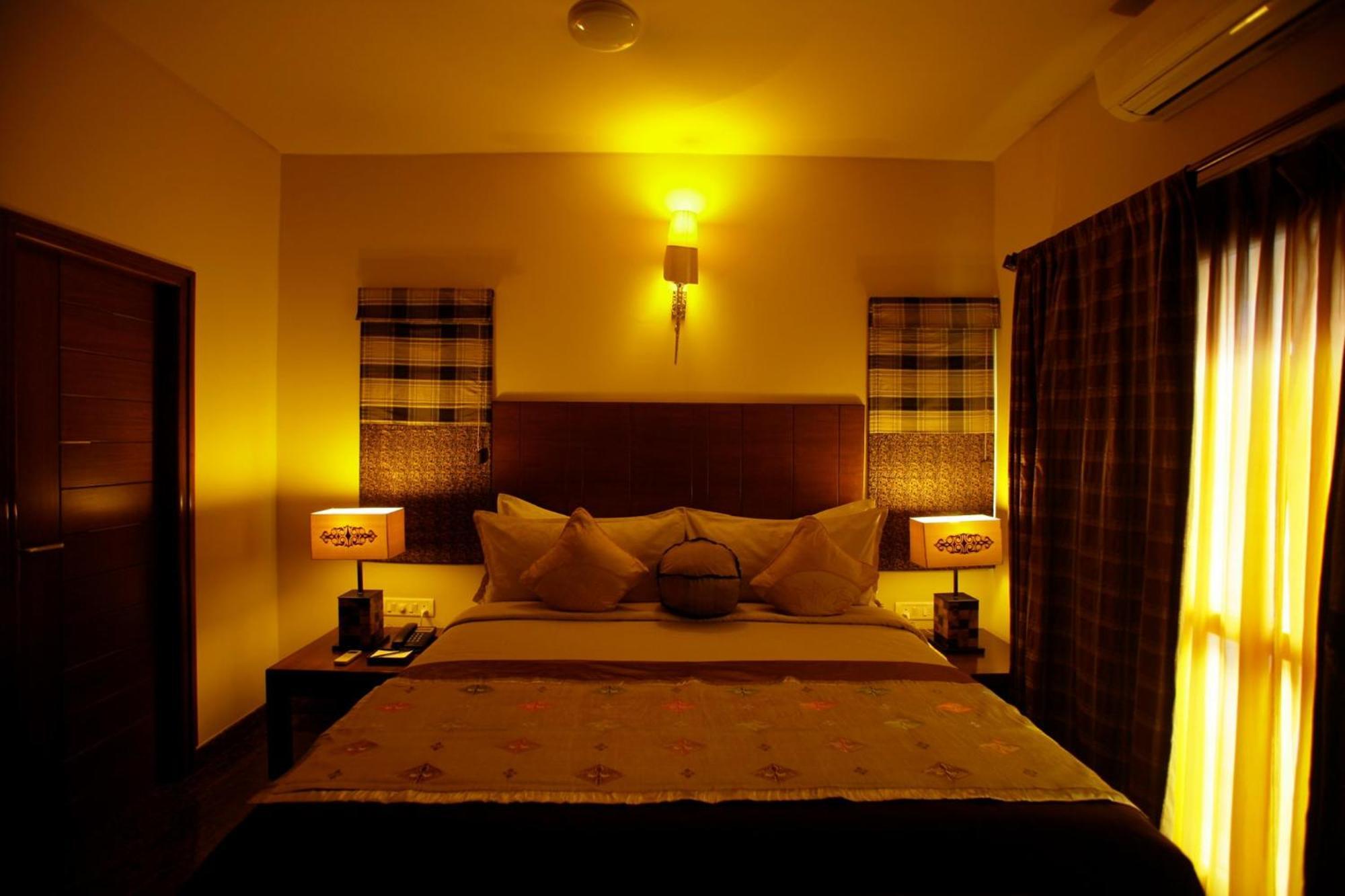 Justa Indiranagar Aparthotel Bangalore Phòng bức ảnh