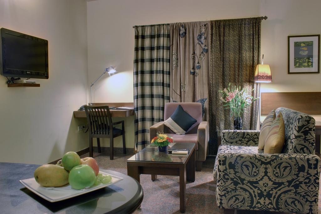 Justa Indiranagar Aparthotel Bangalore Ngoại thất bức ảnh