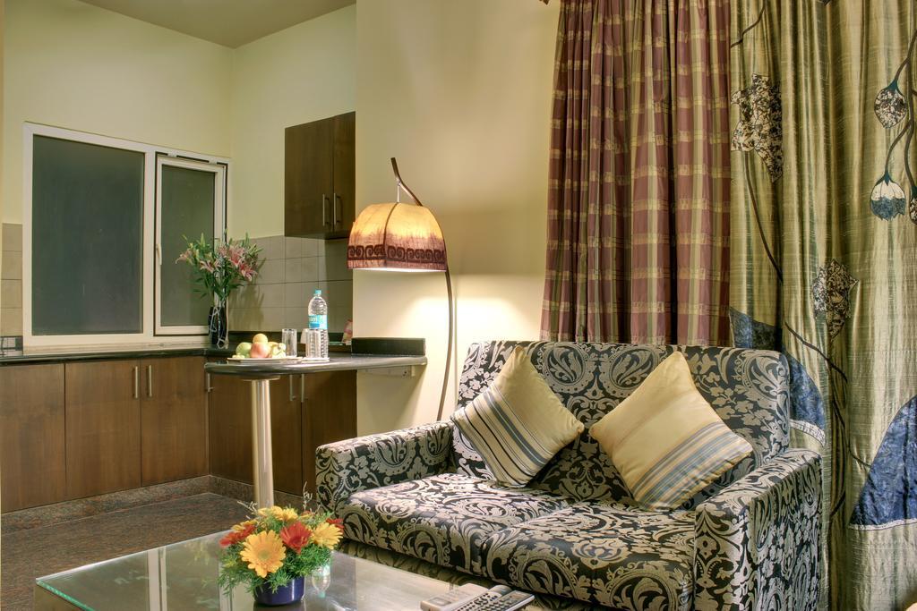 Justa Indiranagar Aparthotel Bangalore Ngoại thất bức ảnh