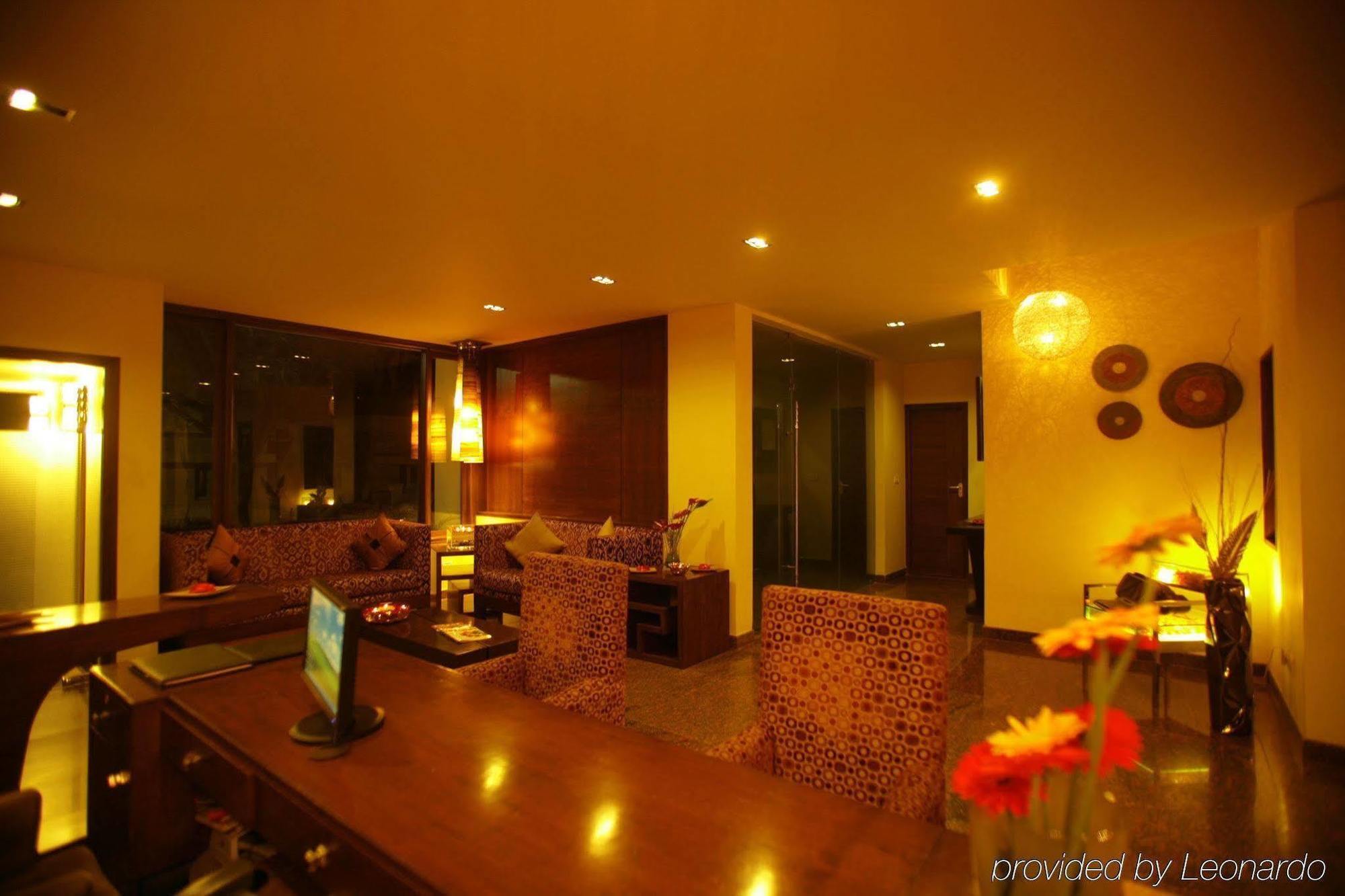 Justa Indiranagar Aparthotel Bangalore Phòng bức ảnh