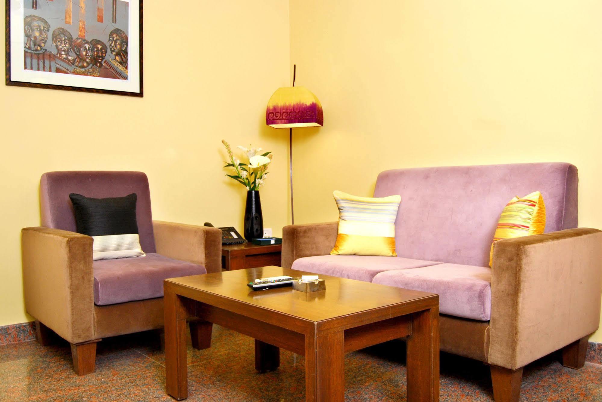 Justa Indiranagar Aparthotel Bangalore Ngoại thất bức ảnh