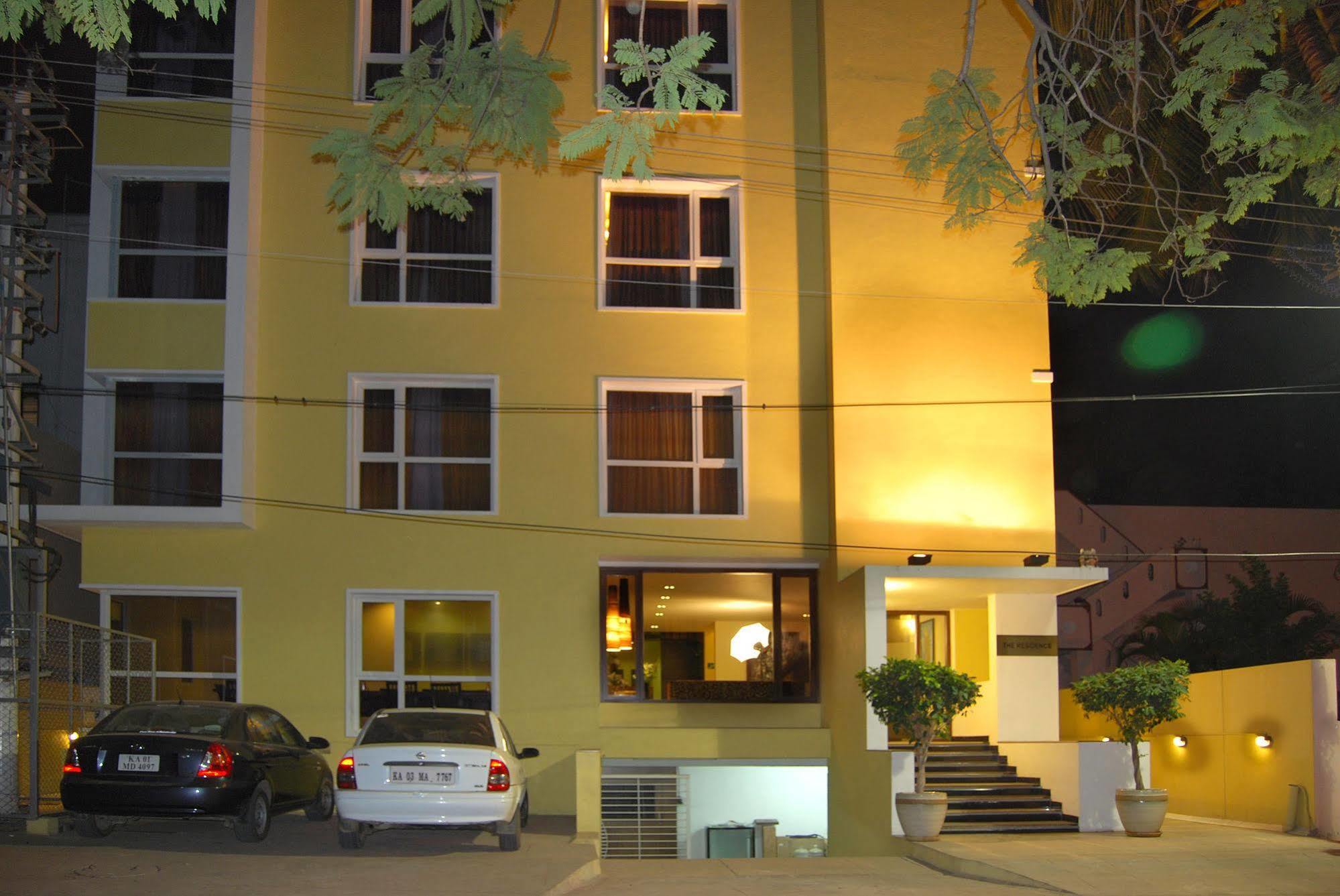 Justa Indiranagar Aparthotel Bangalore Ngoại thất bức ảnh