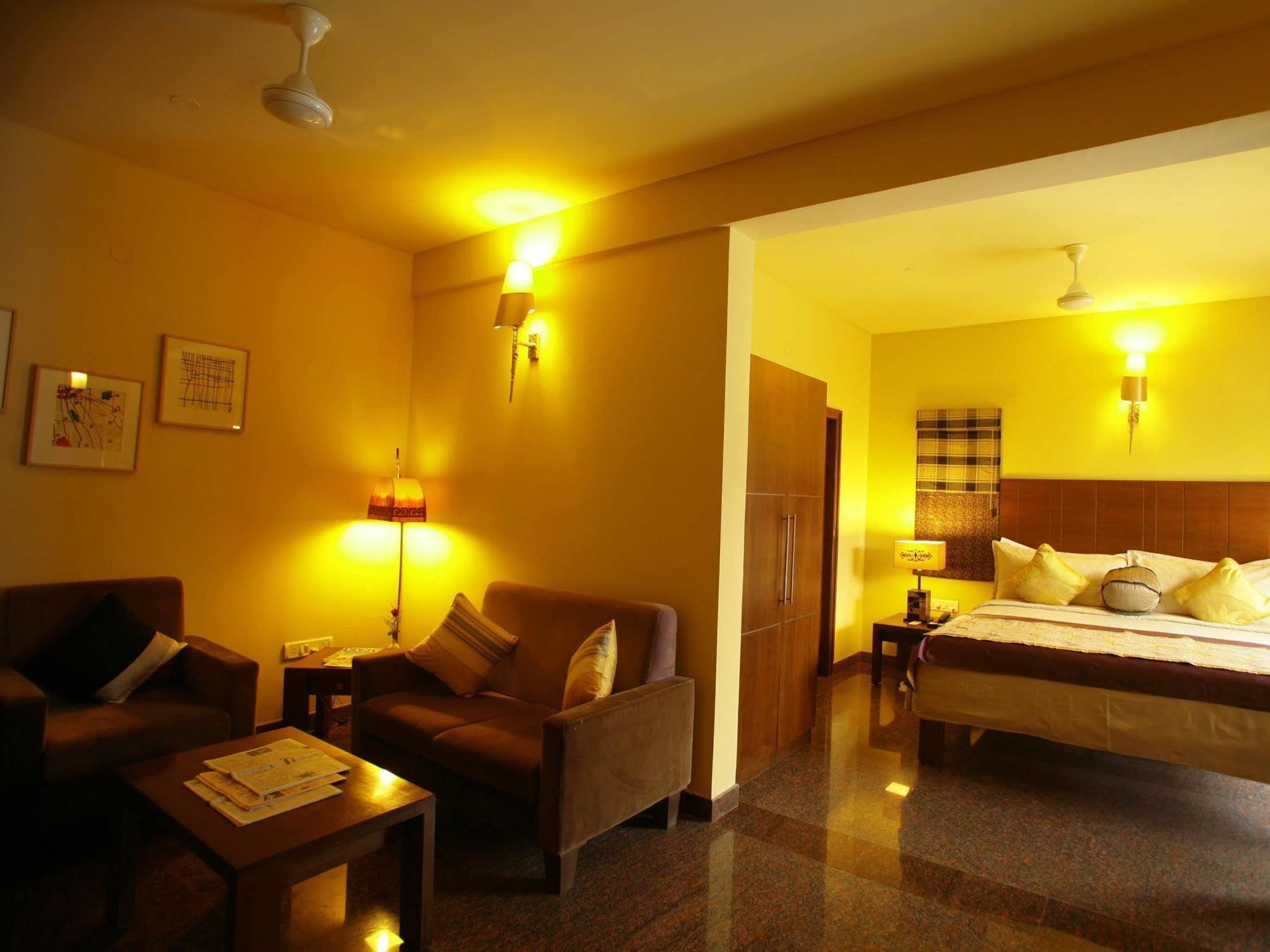 Justa Indiranagar Aparthotel Bangalore Ngoại thất bức ảnh